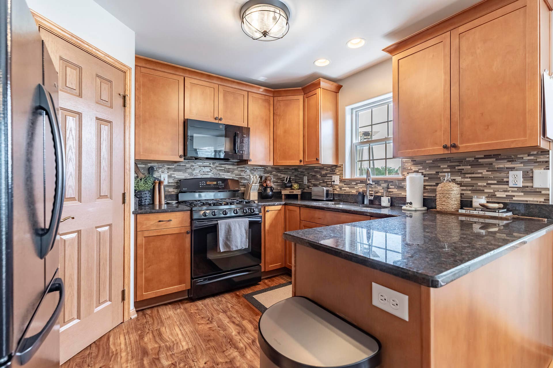 673 Davis Circle-42
