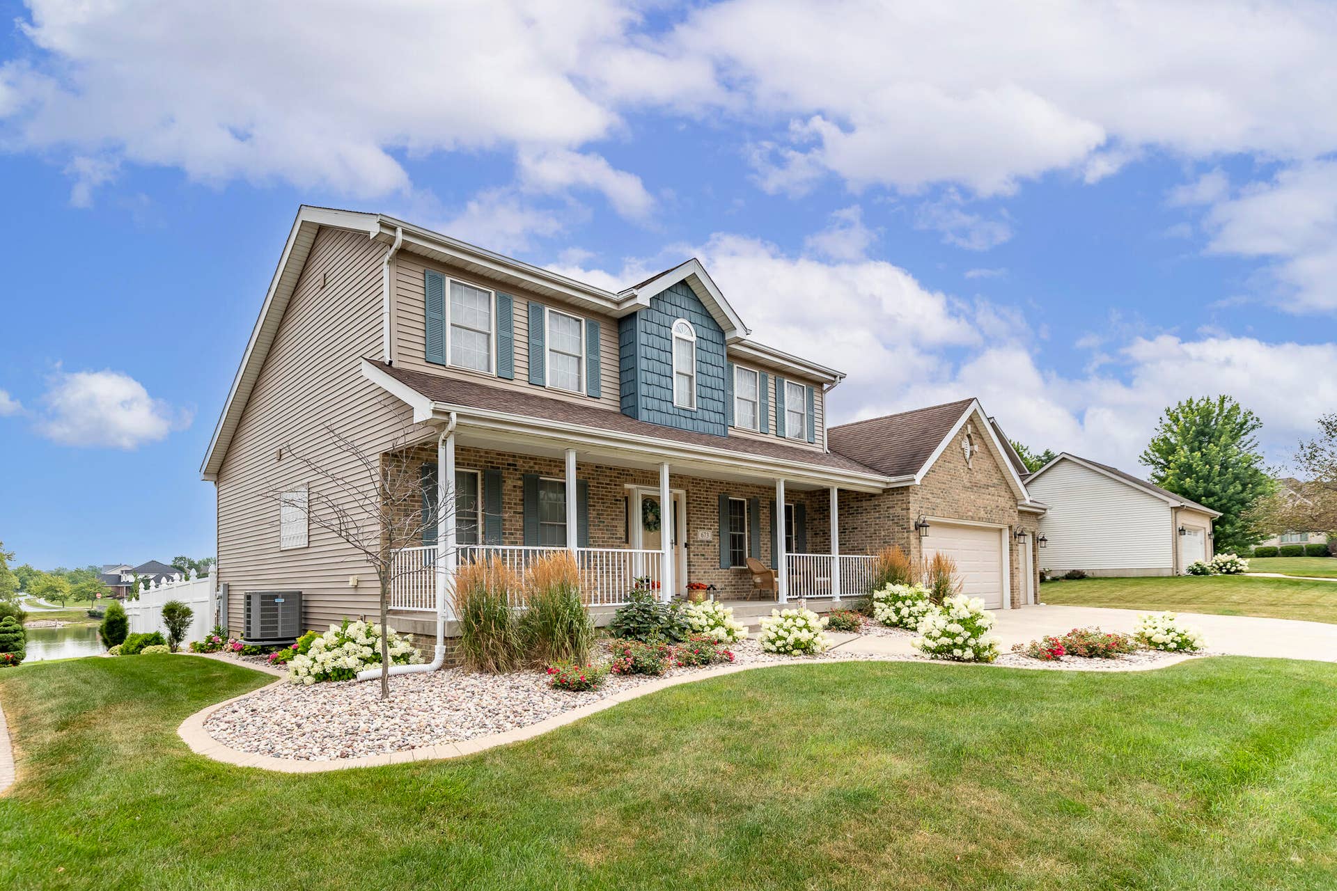 673 Davis Circle-2