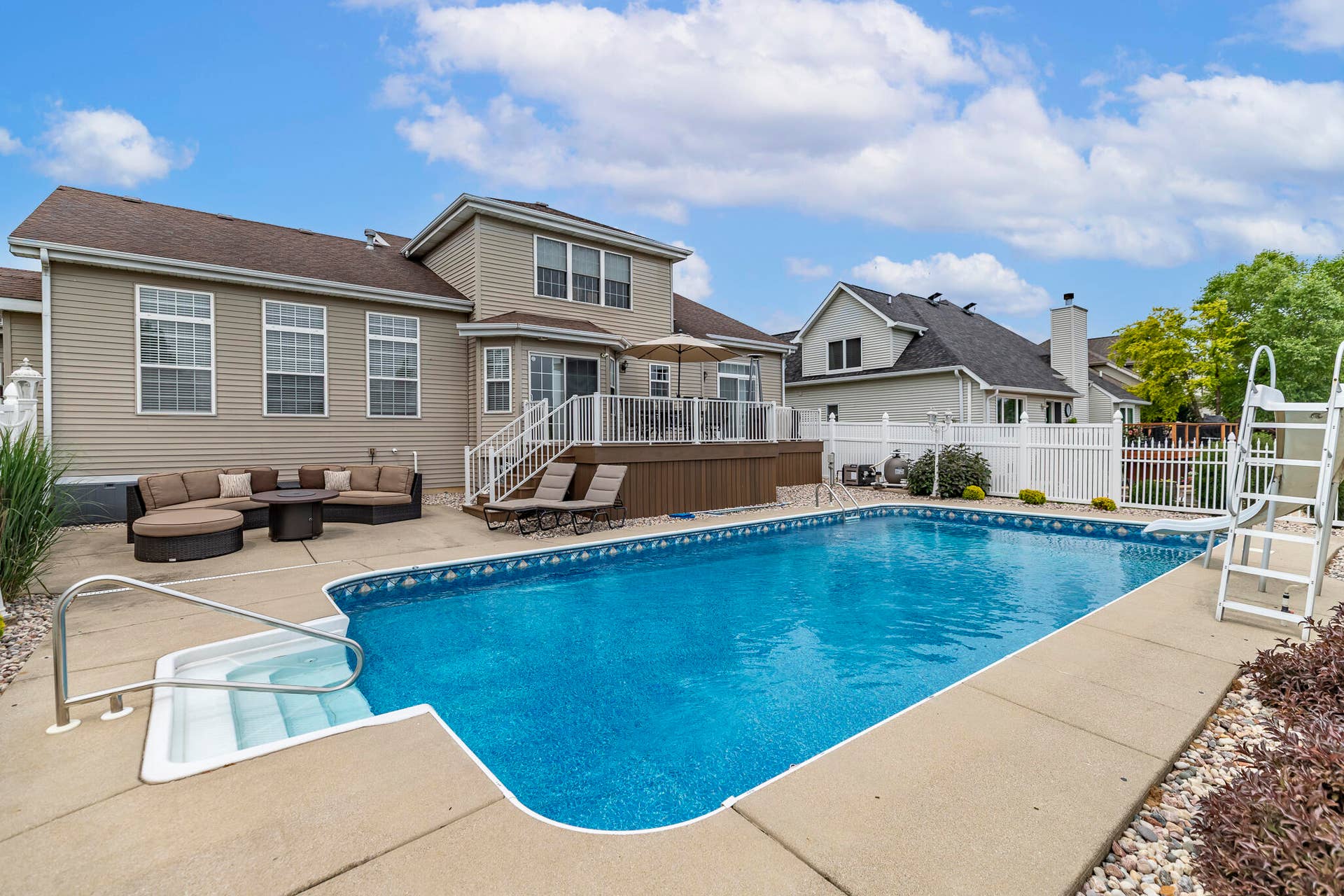 673 Davis Circle-65