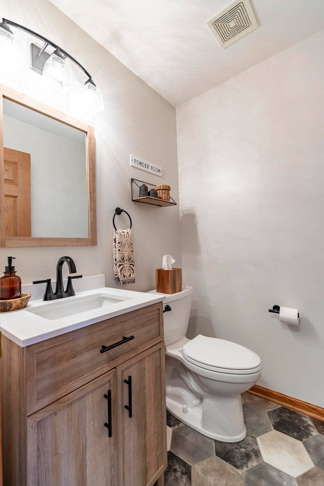 673 Davis Circle-37