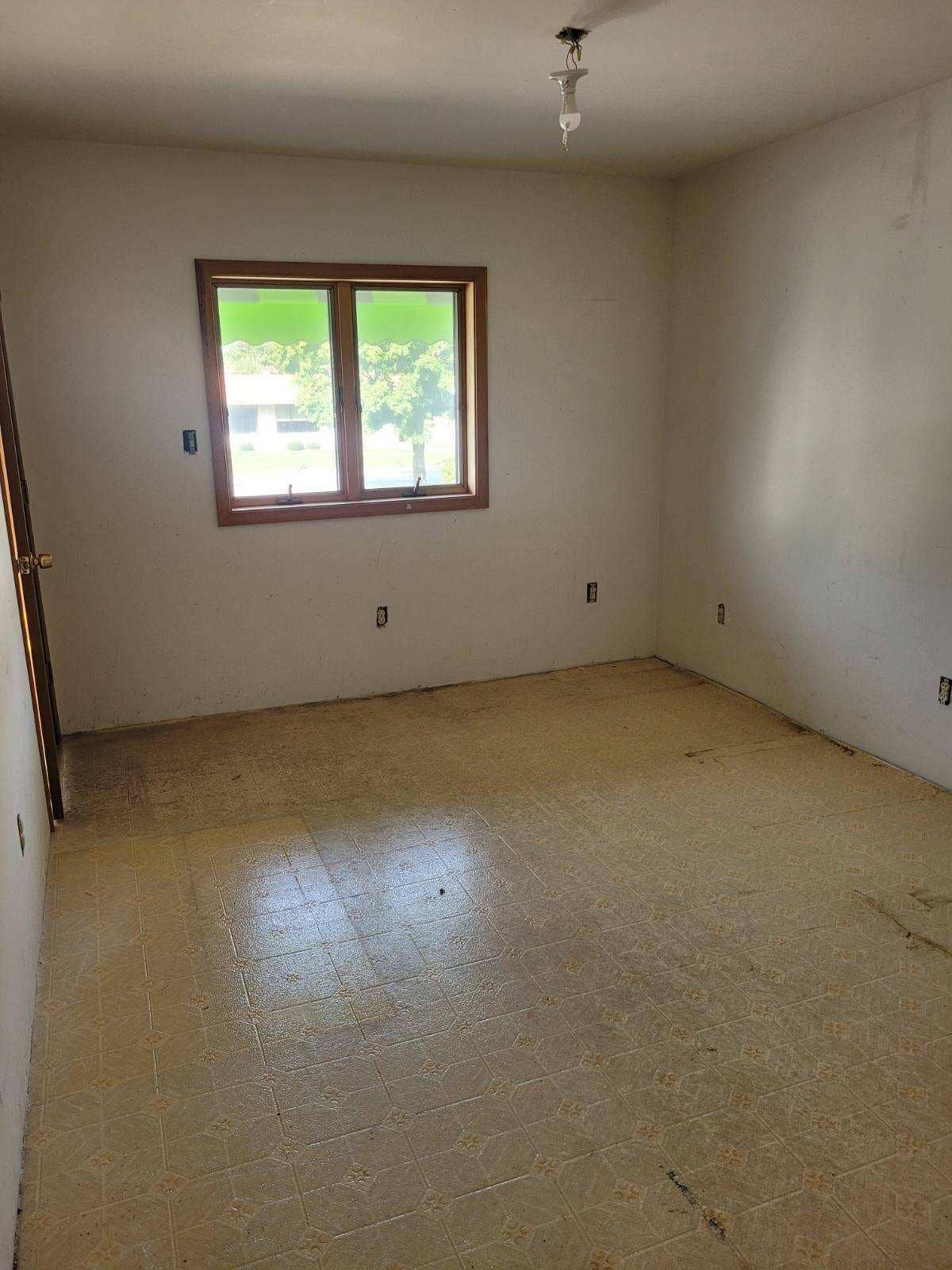 154 Main Street, Crown Point, IN 46307 upper studio