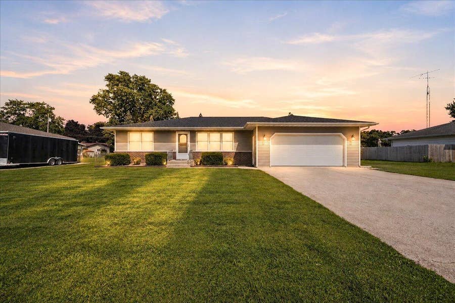 Property photo for 529 SW Birch Street, DeMotte, IN