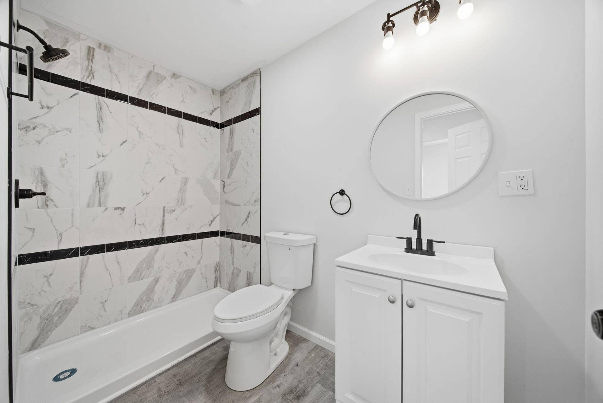 2401 Buchanan Street, Gary, IN 46407 19-web-or-mls-DSC00835
