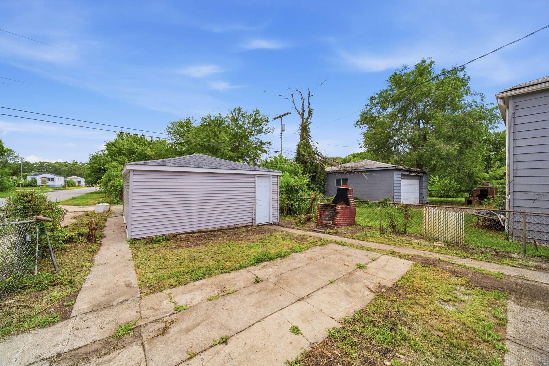 2401 Buchanan Street, Gary, IN 46407 4-web-or-mls-DSC00735