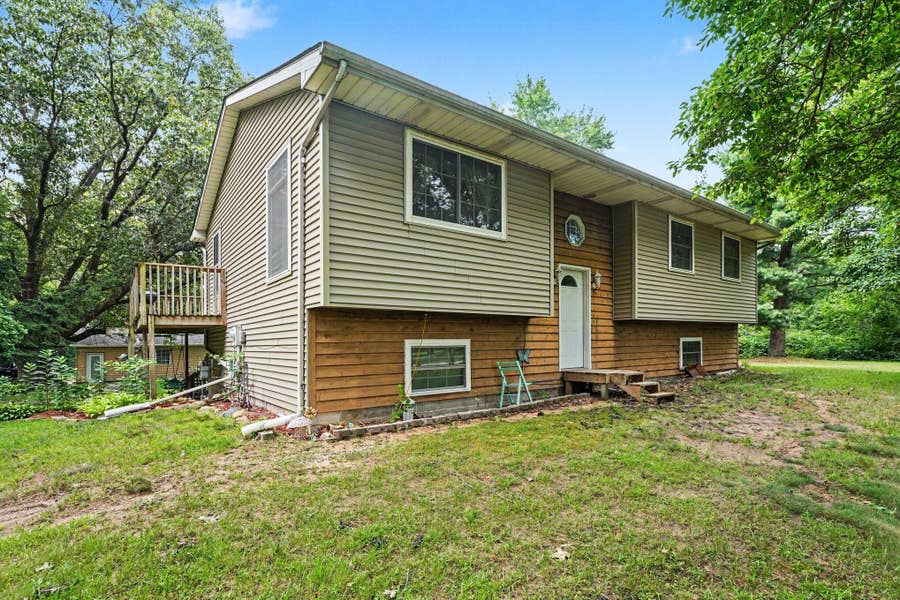 Property photo for 445 N 1100, Wheatfield, IN