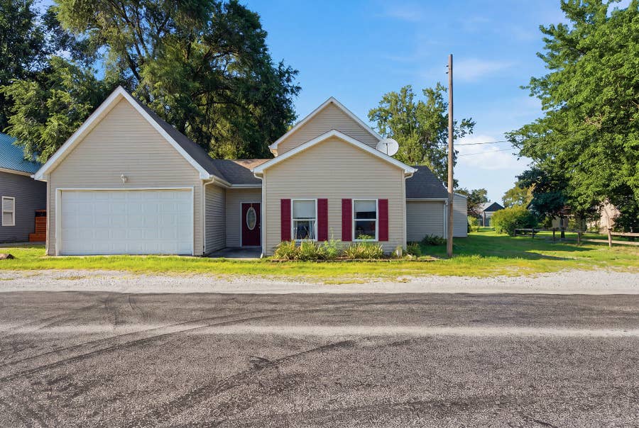 Property photo for 4732 N 900, Wheatfield, IN