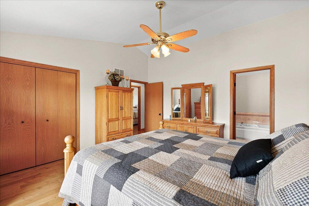 9204 Bryan Lane, Crown Point, IN 46307 13-bryan-13