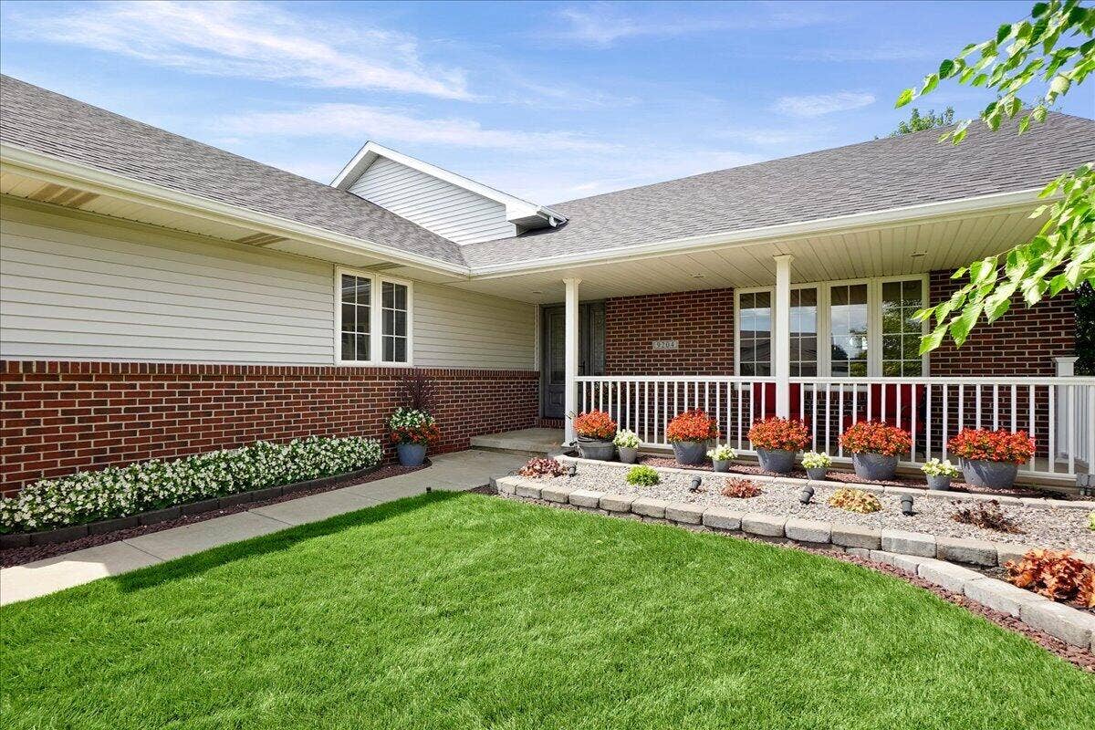9204 Bryan Lane, Crown Point, IN 46307 01-bryan-1