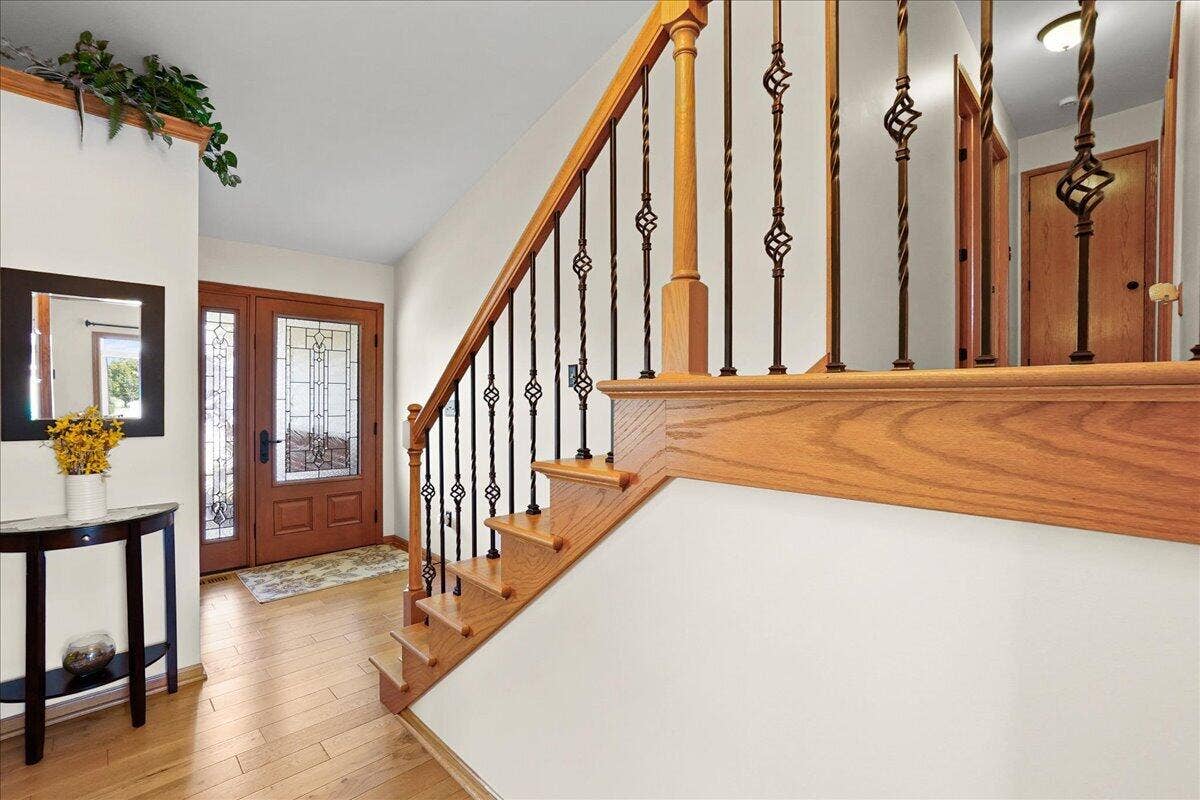 9204 Bryan Lane, Crown Point, IN 46307 40-bryan-40