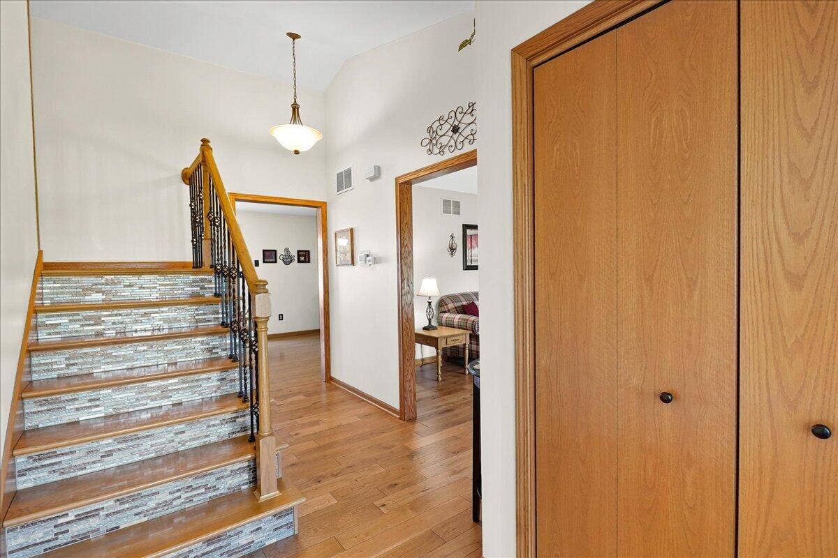 9204 Bryan Lane, Crown Point, IN 46307 39-bryan-39
