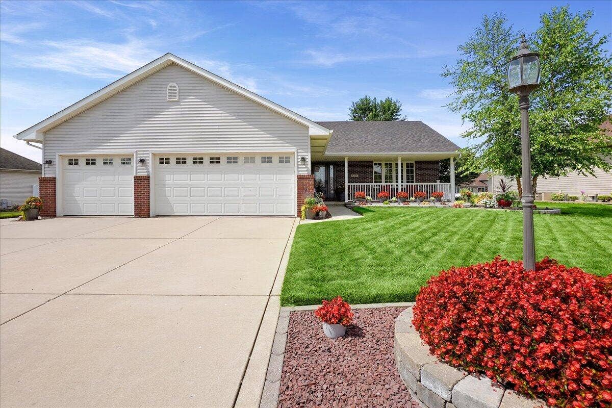 9204 Bryan Lane, Crown Point, IN 46307 03-bryan-3