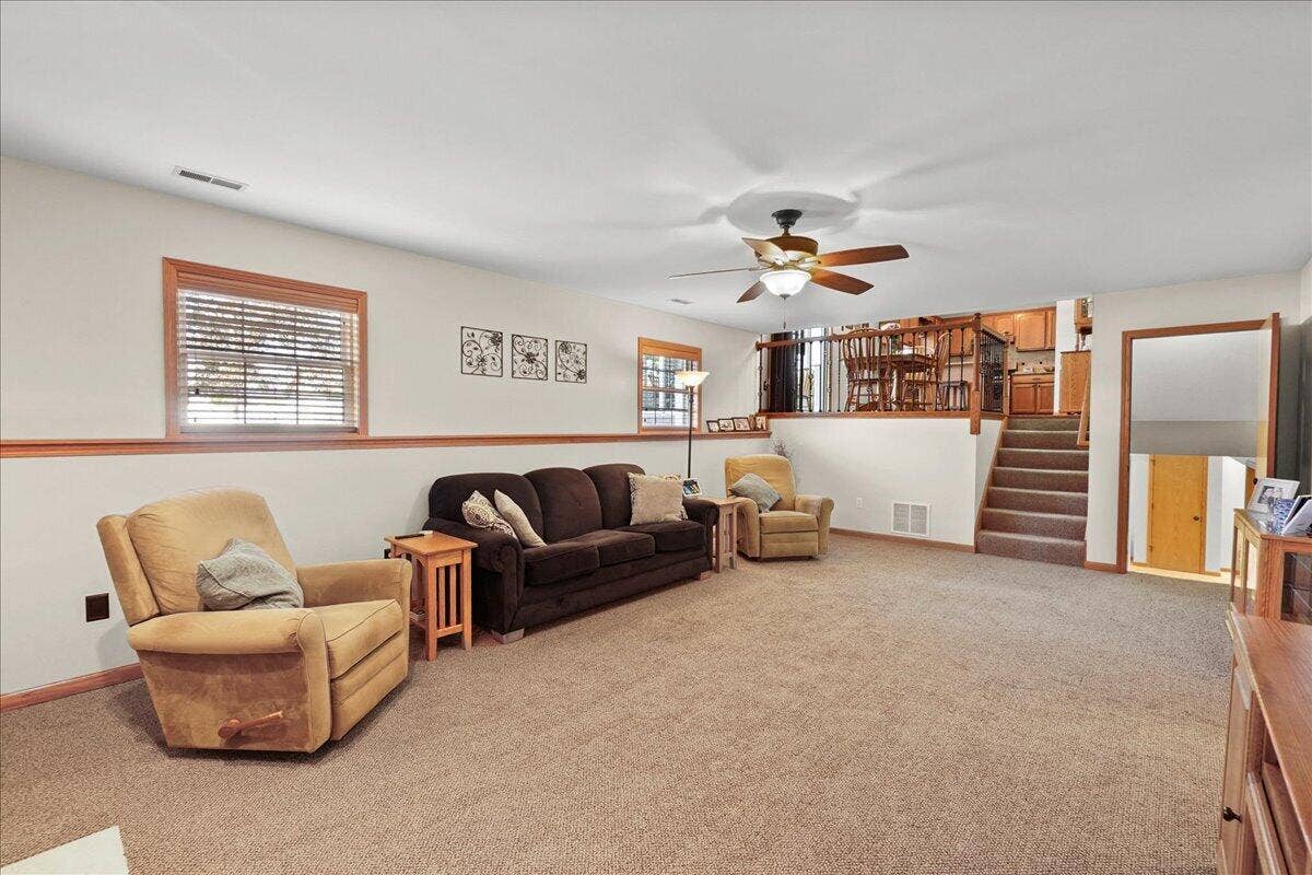 9204 Bryan Lane, Crown Point, IN 46307 29-bryan-29