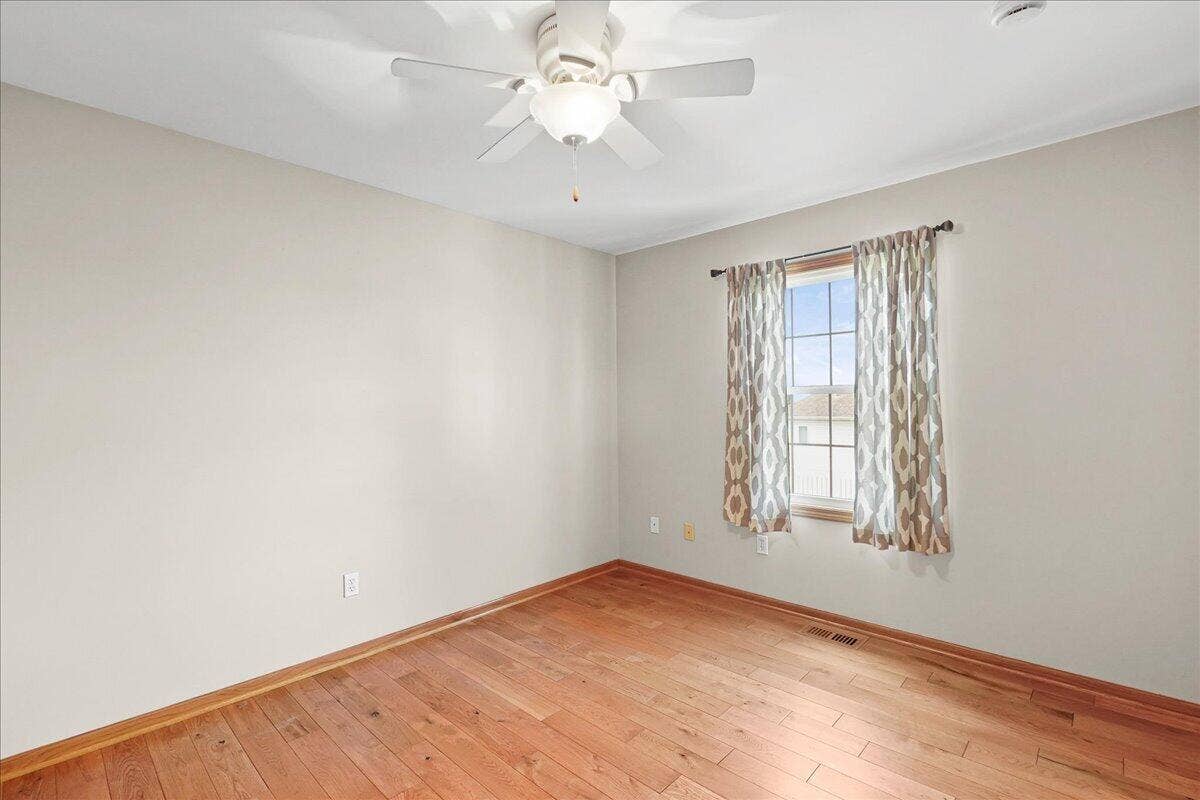 9204 Bryan Lane, Crown Point, IN 46307 11-bryan-11