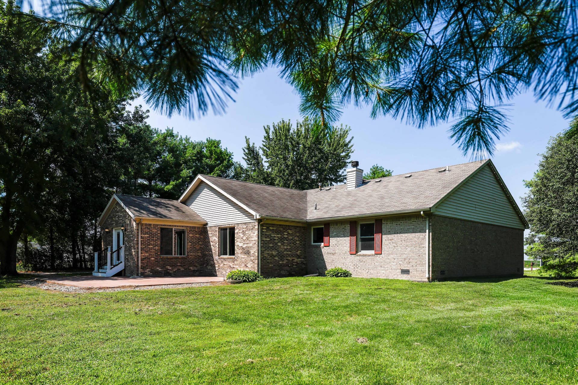 15025 W 376, Kentland, IN 47951 15025 S CR 376 W KENTLAND-29