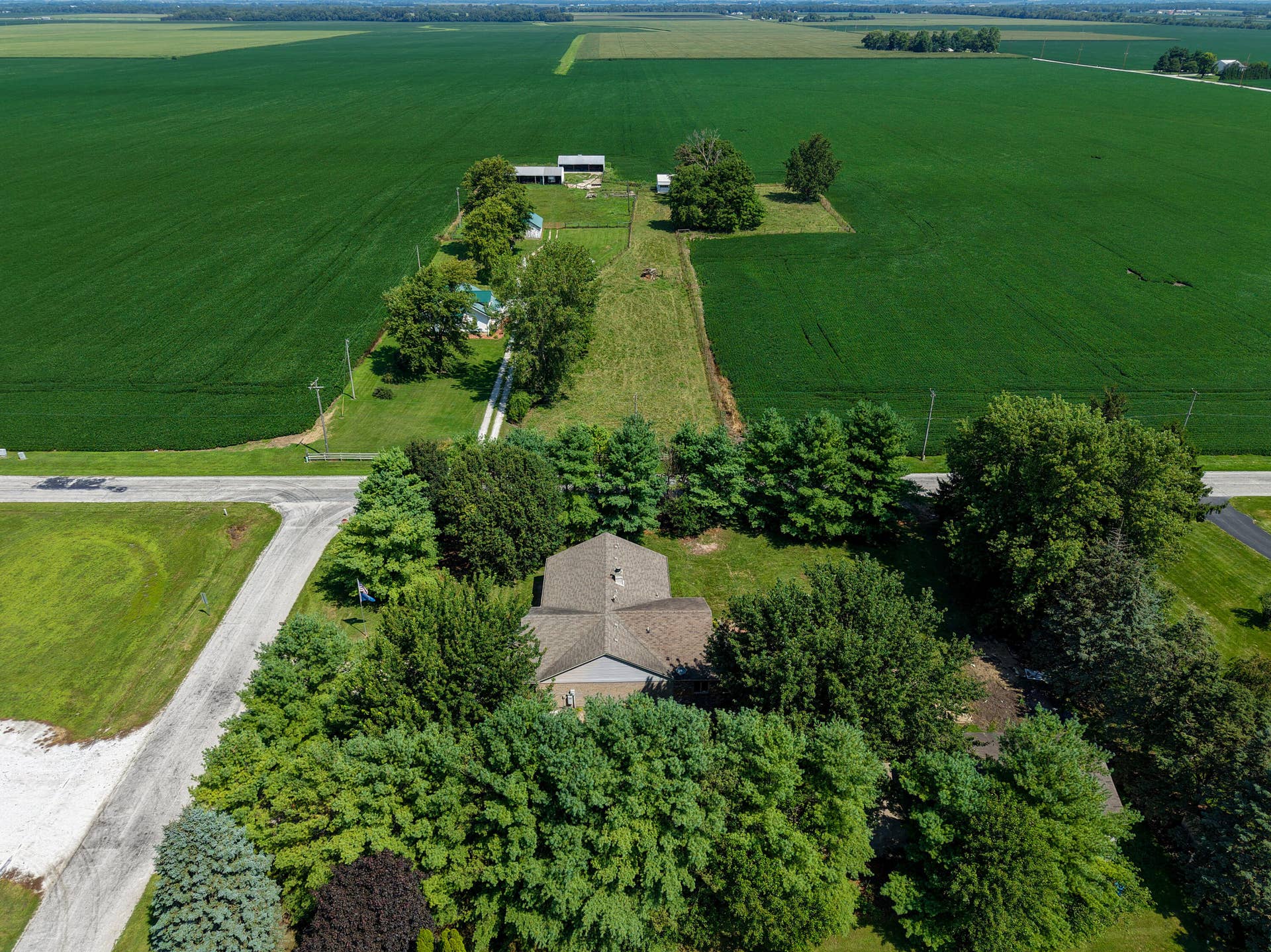 15025 W 376, Kentland, IN 47951 15025 S CR 376 W KENTLAND-41