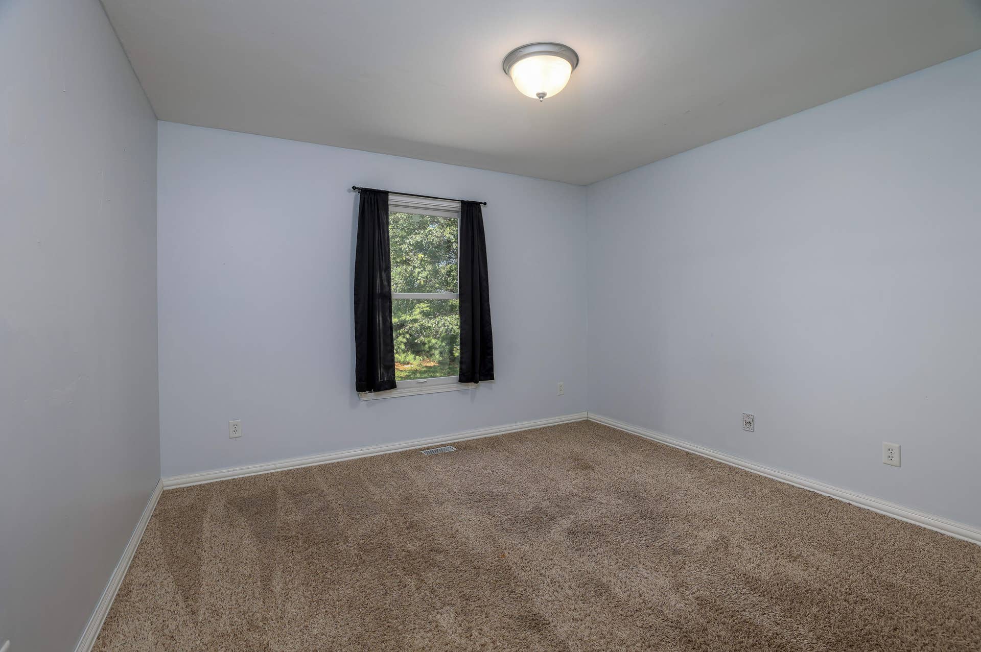 15025 W 376, Kentland, IN 47951 15025 S CR 376 W KENTLAND-24