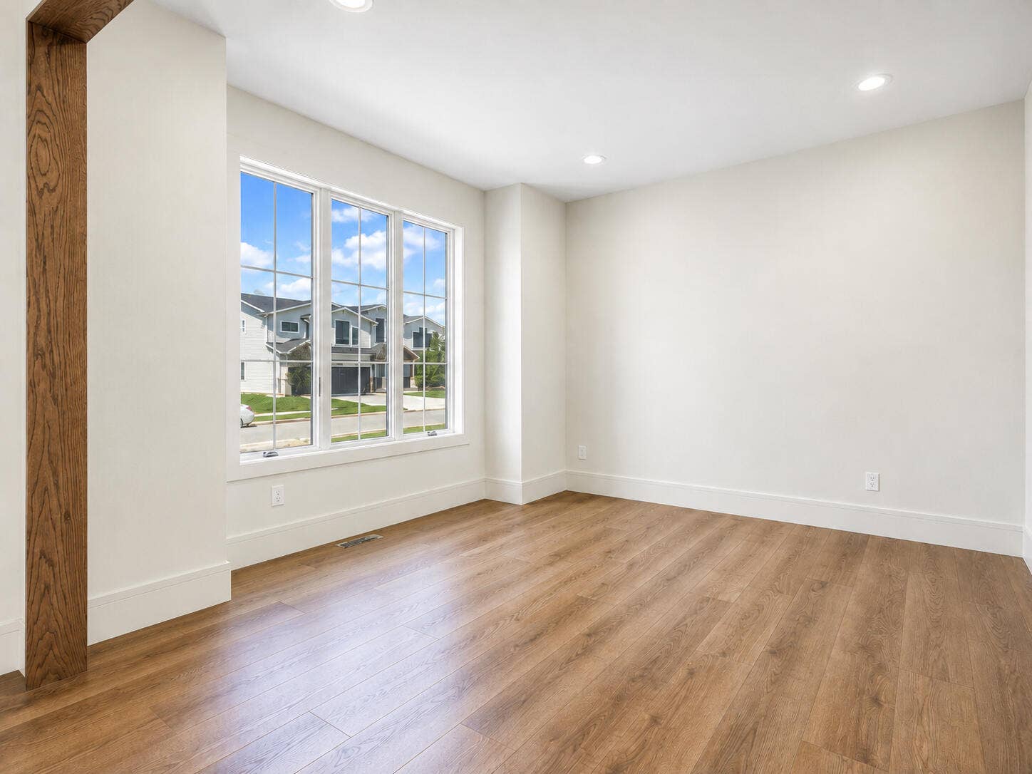 13063 Spirea Ave 9