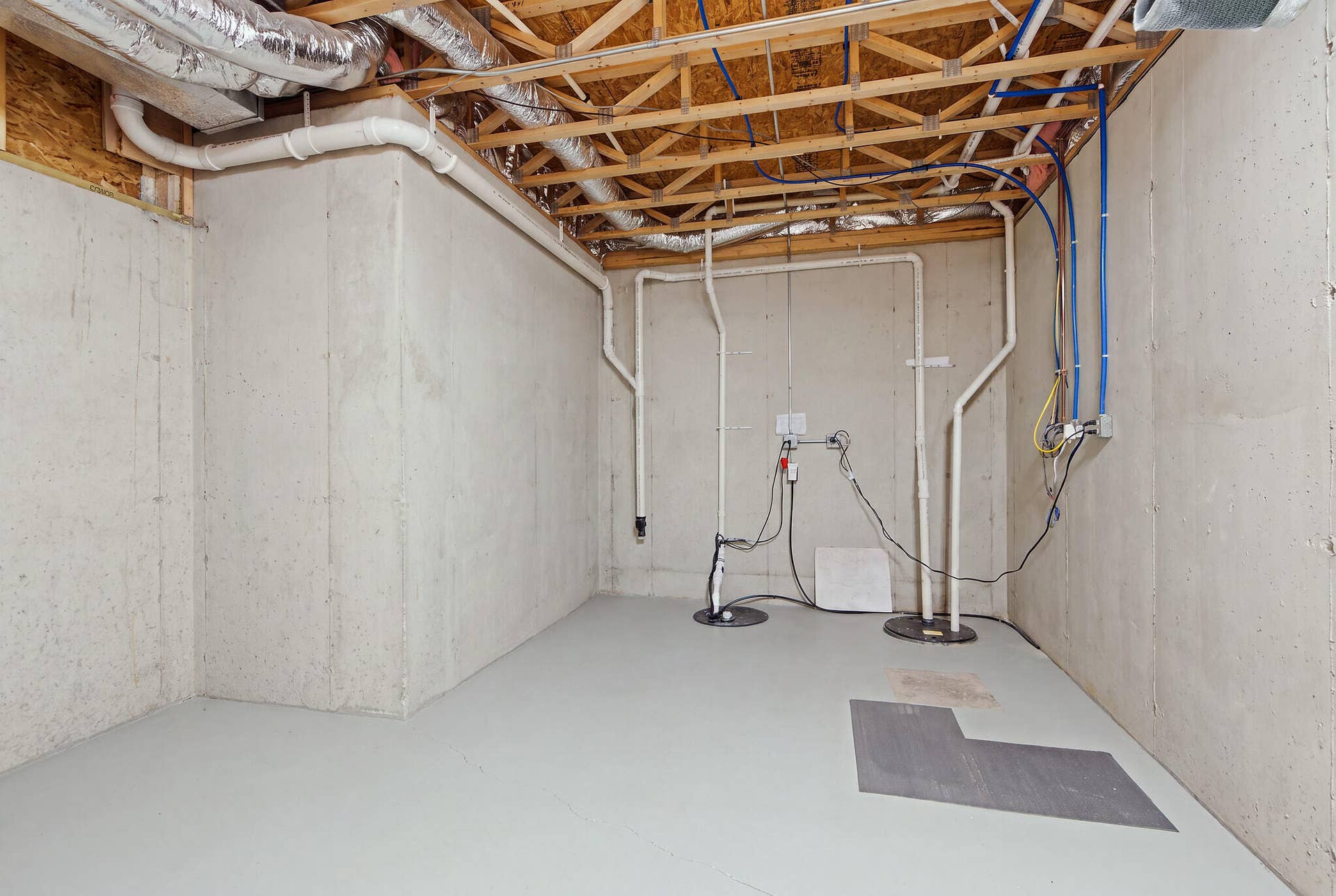 035_Basement