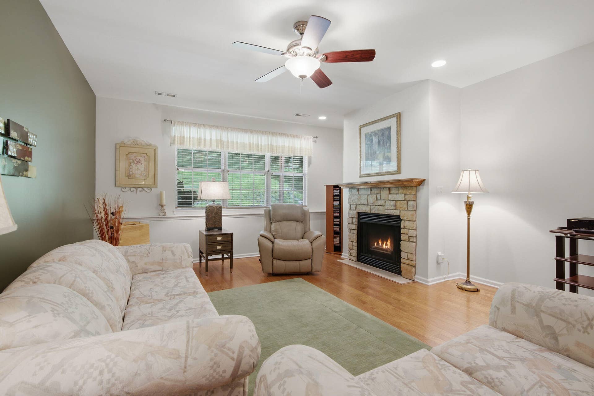 029_Living Room