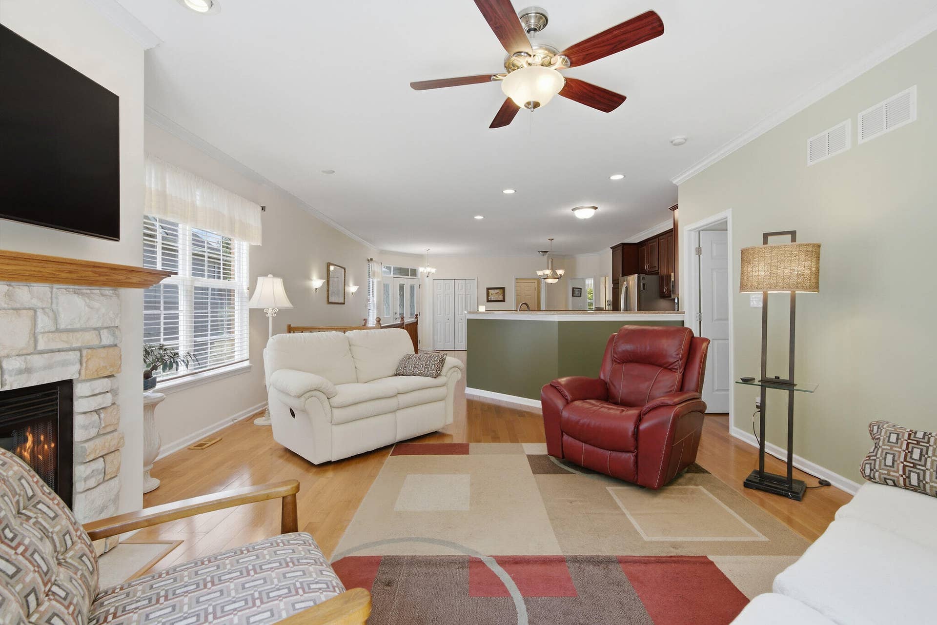 017_Living Room