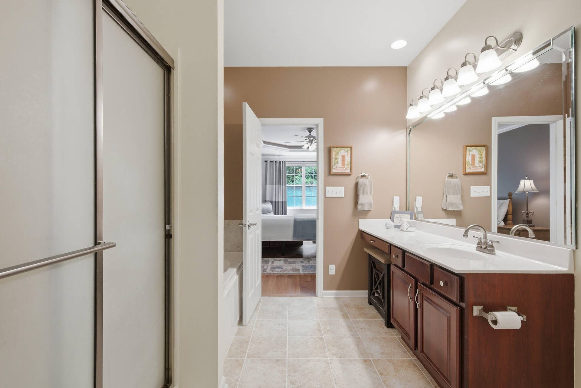 023_Bathroom