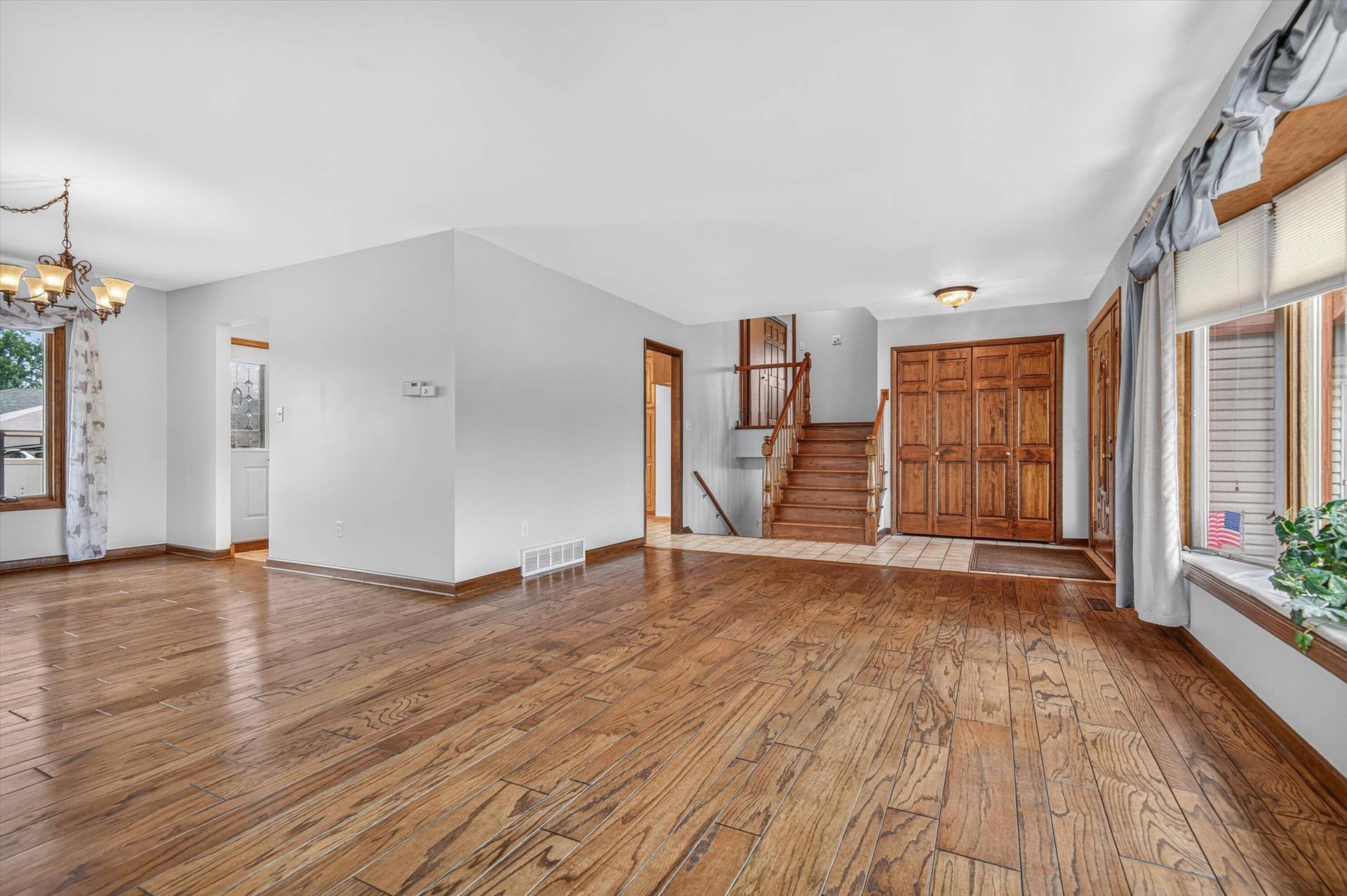9838 Redbud Road, Munster, IN 46321 -