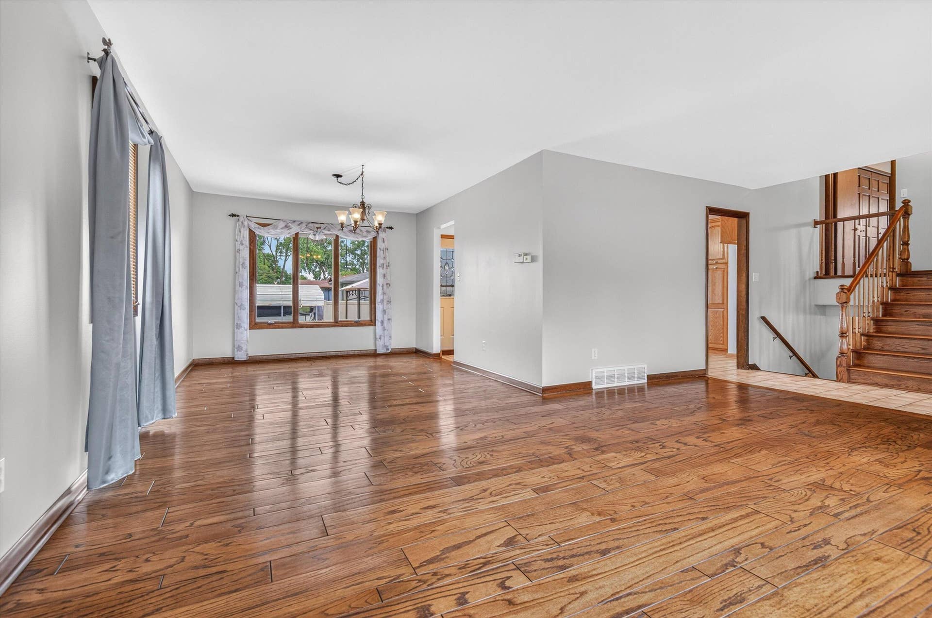 9838 Redbud Road, Munster, IN 46321 -