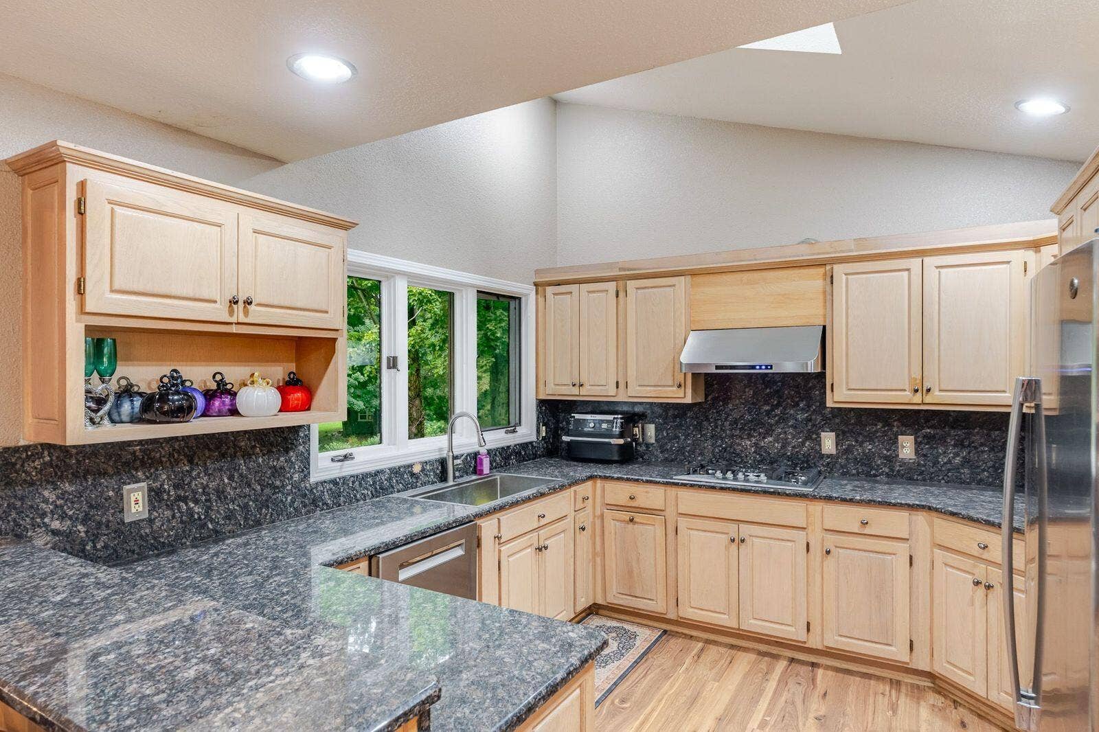 5159 Barclay, La Porte, IN 46350 Barclay 29