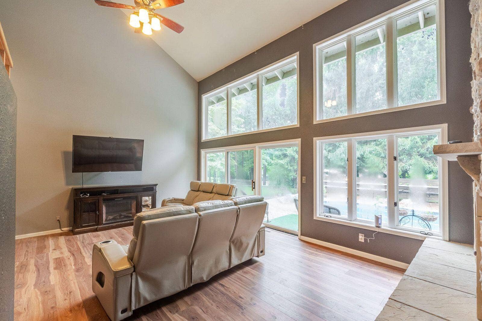 5159 Barclay, La Porte, IN 46350 Barclay 21