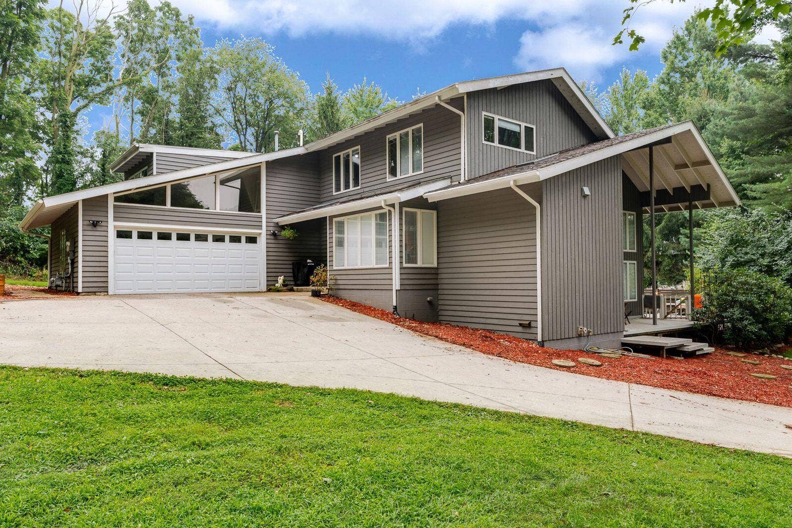 5159 Barclay, La Porte, IN 46350 Barclay 15