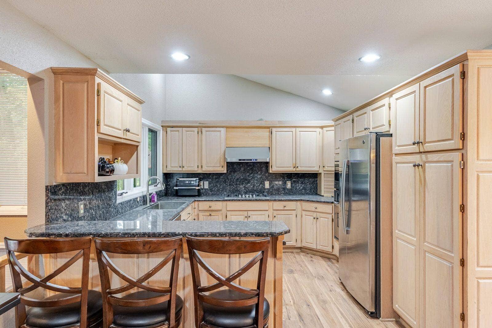 5159 Barclay, La Porte, IN 46350 Barclay 28