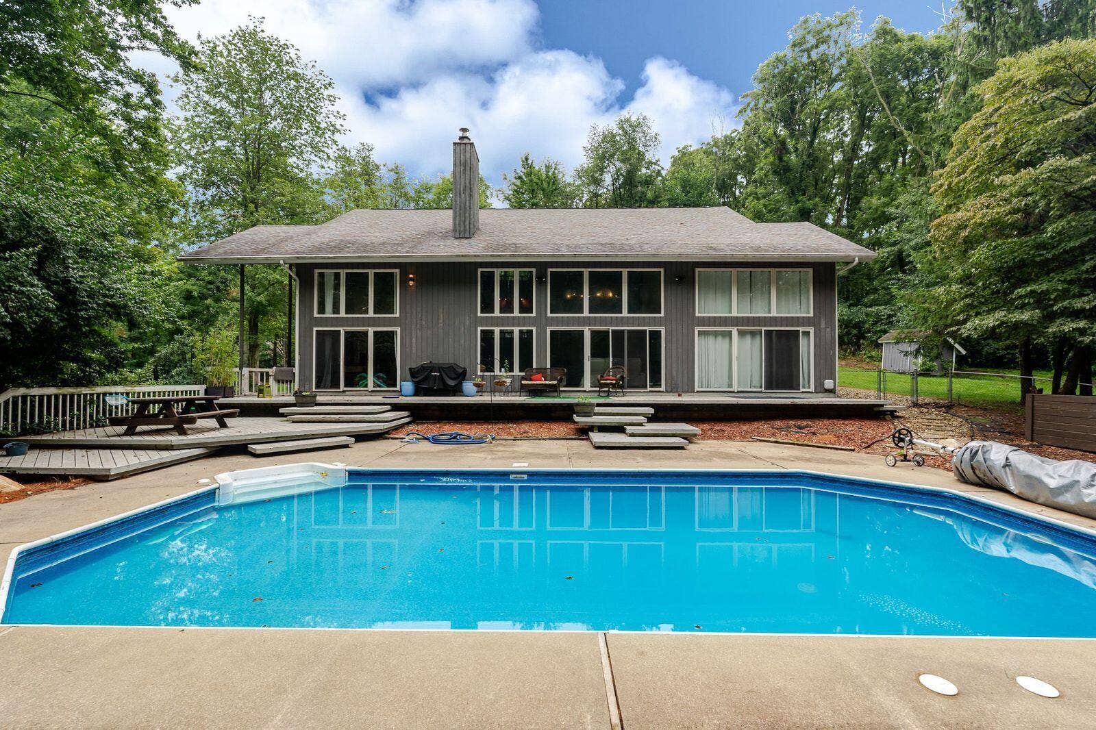 5159 Barclay, La Porte, IN 46350 Barclay 11