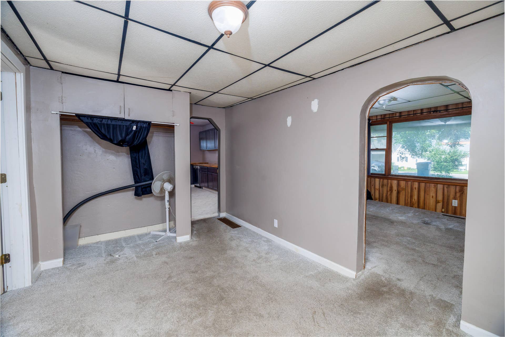 100 N Main St Morocco-11