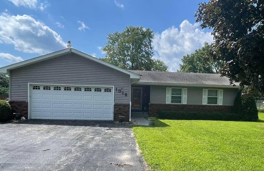 Property photo for 1018 SW Elm Street, DeMotte, IN