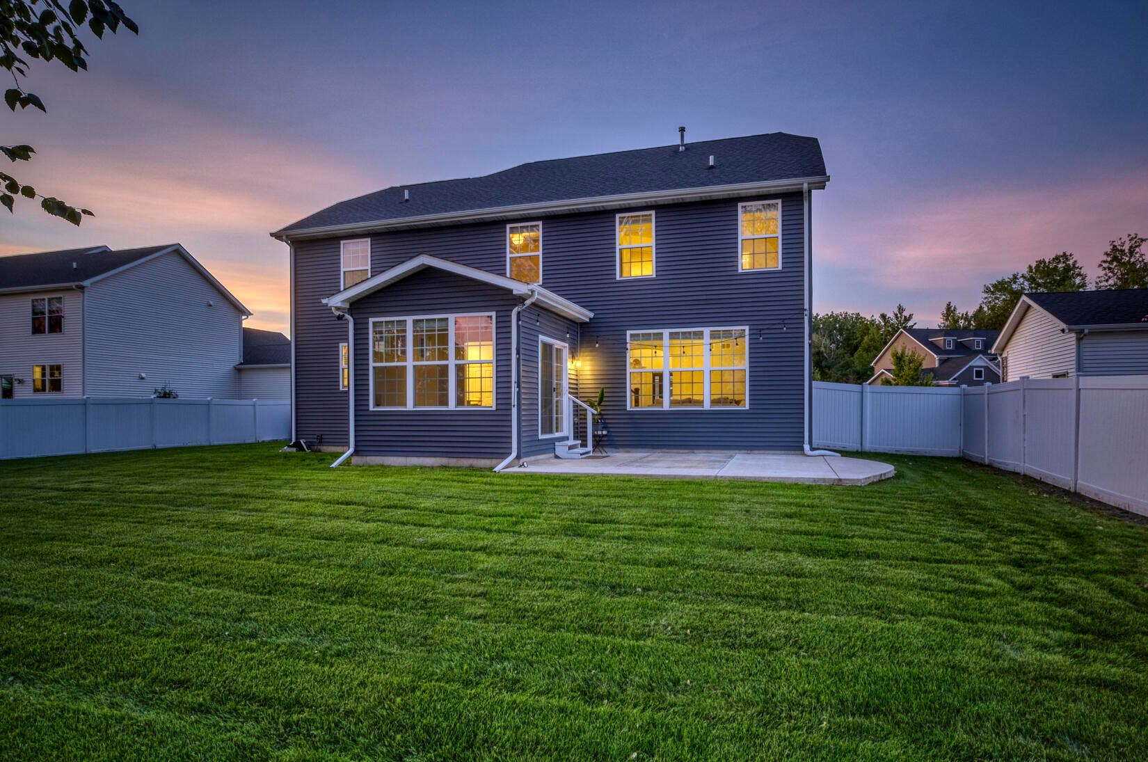 Twilight Rear full view 7 - Copy