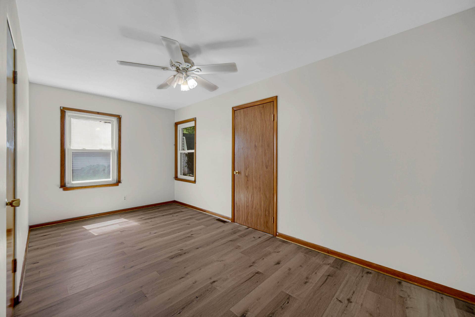 106 D Street, Union Mills, IN 46382 DSC08571
