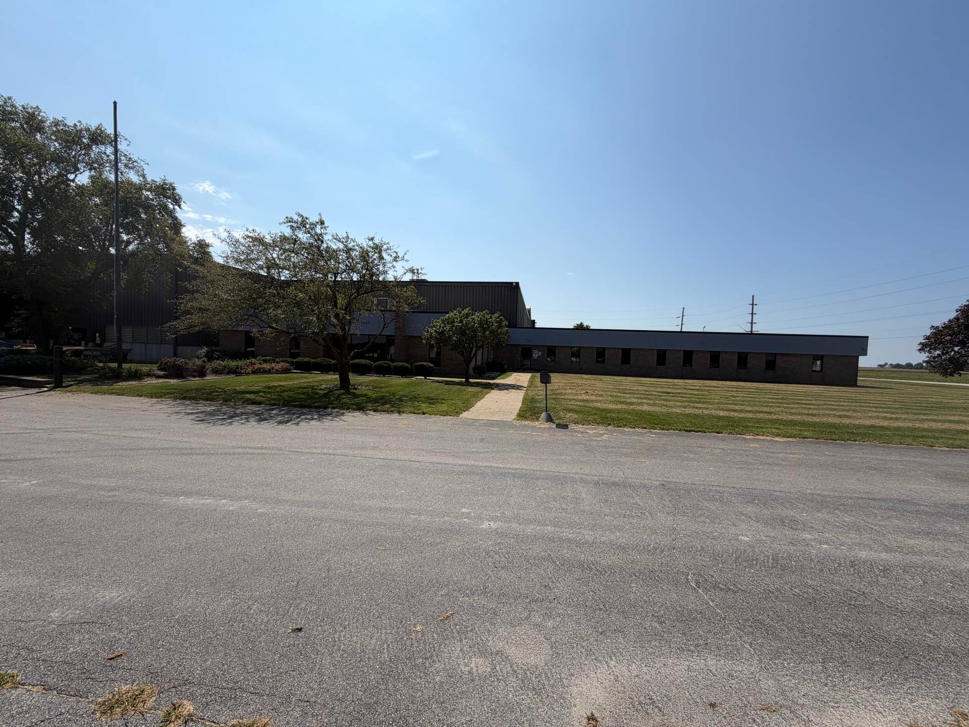 18325 W 580, Remington, IN 47977 IMG_0229