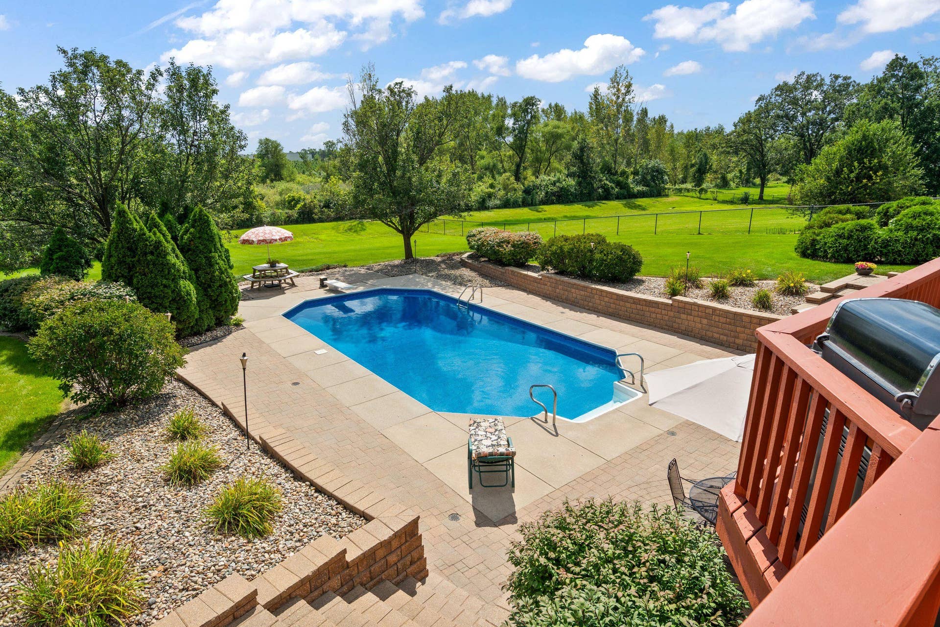 14755 98th Avenue, Dyer, IN 46311 -
