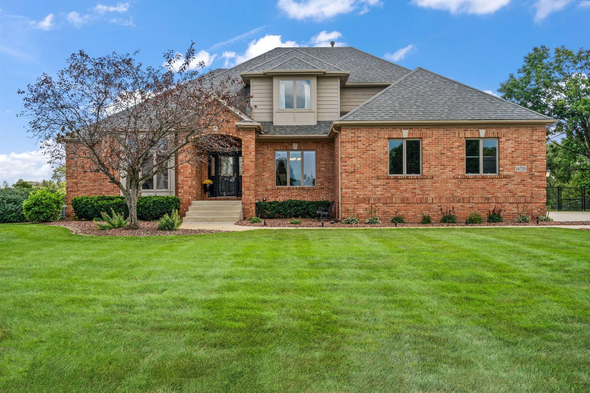 14755 98th Avenue, Dyer, IN 46311 -