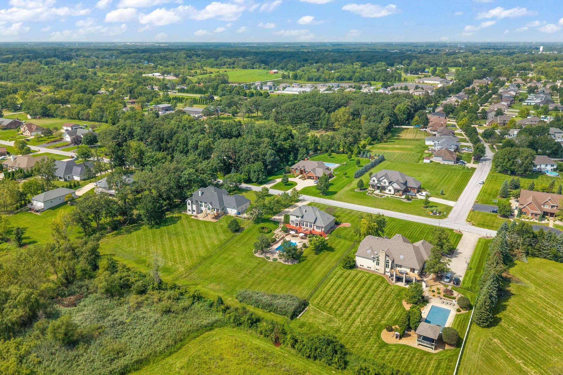 14755 98th Avenue, Dyer, IN 46311 -