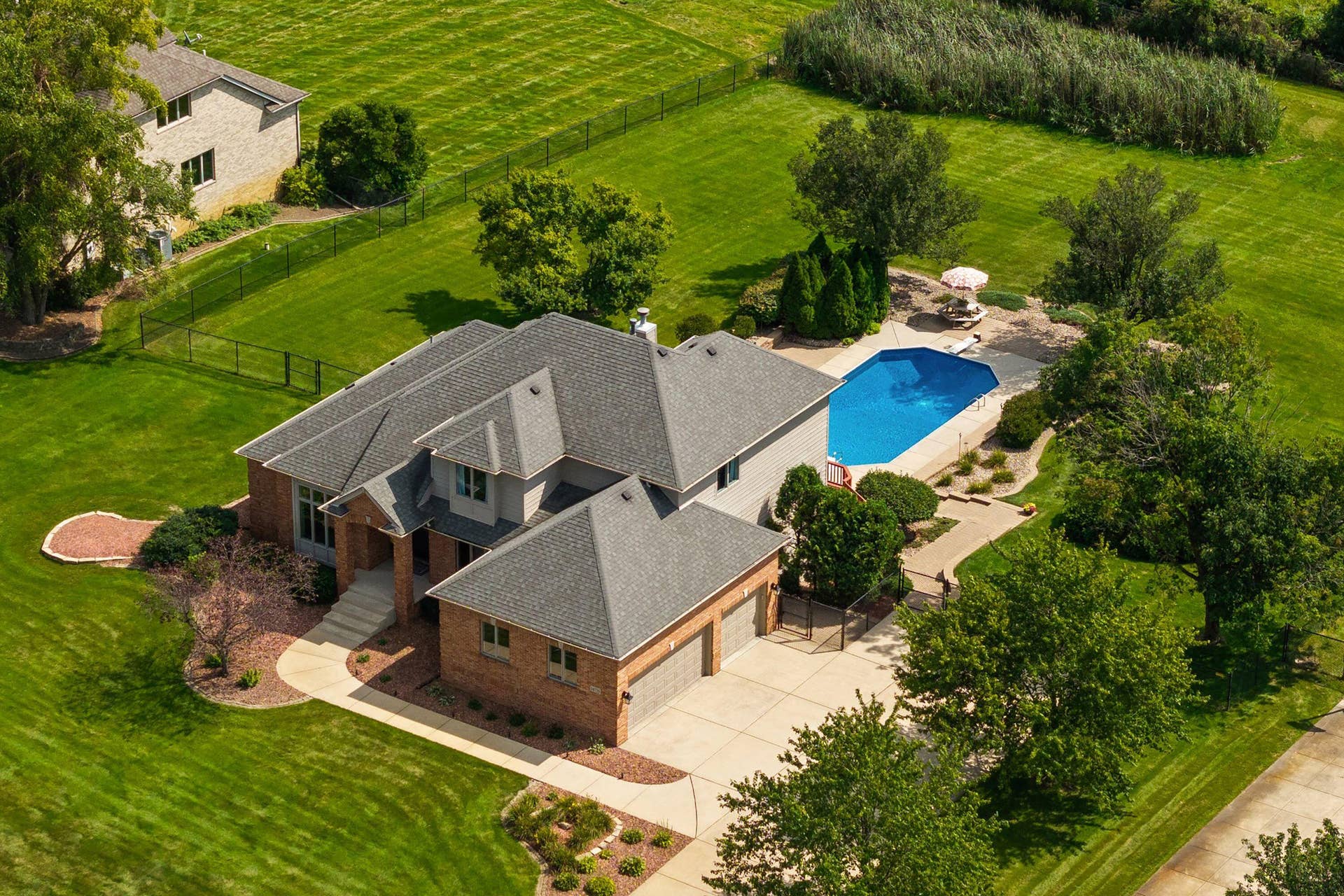 14755 98th Avenue, Dyer, IN 46311 -