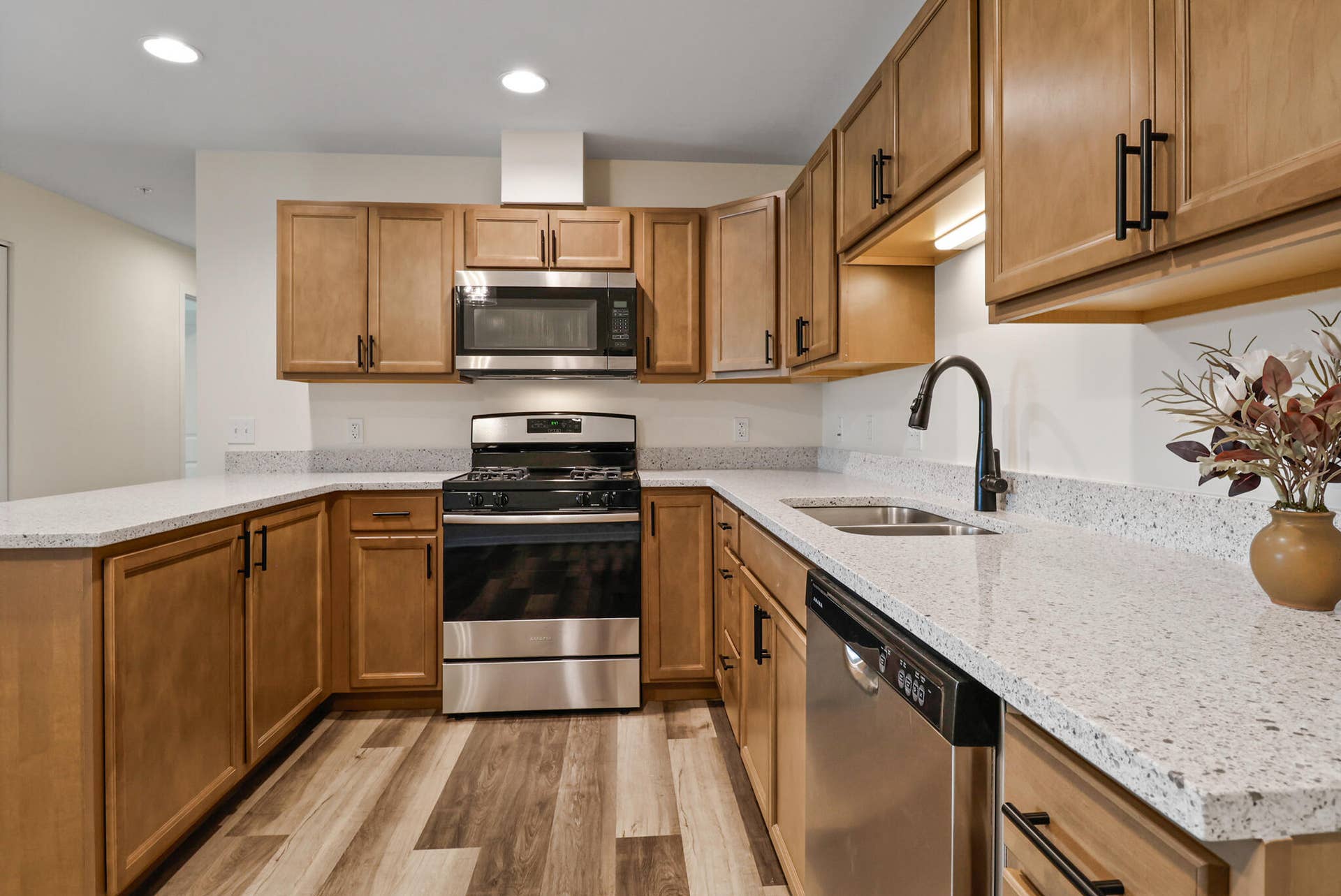 2034 75th Place, #46, Merrillville, IN 46410 w10-056