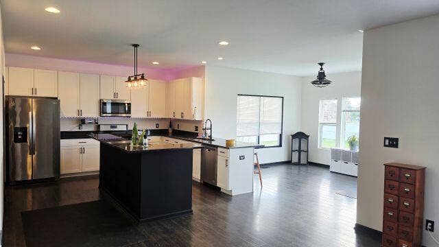1848 Westridge Drive, Dyer, IN 46311 1848 Westridge Kitchen View