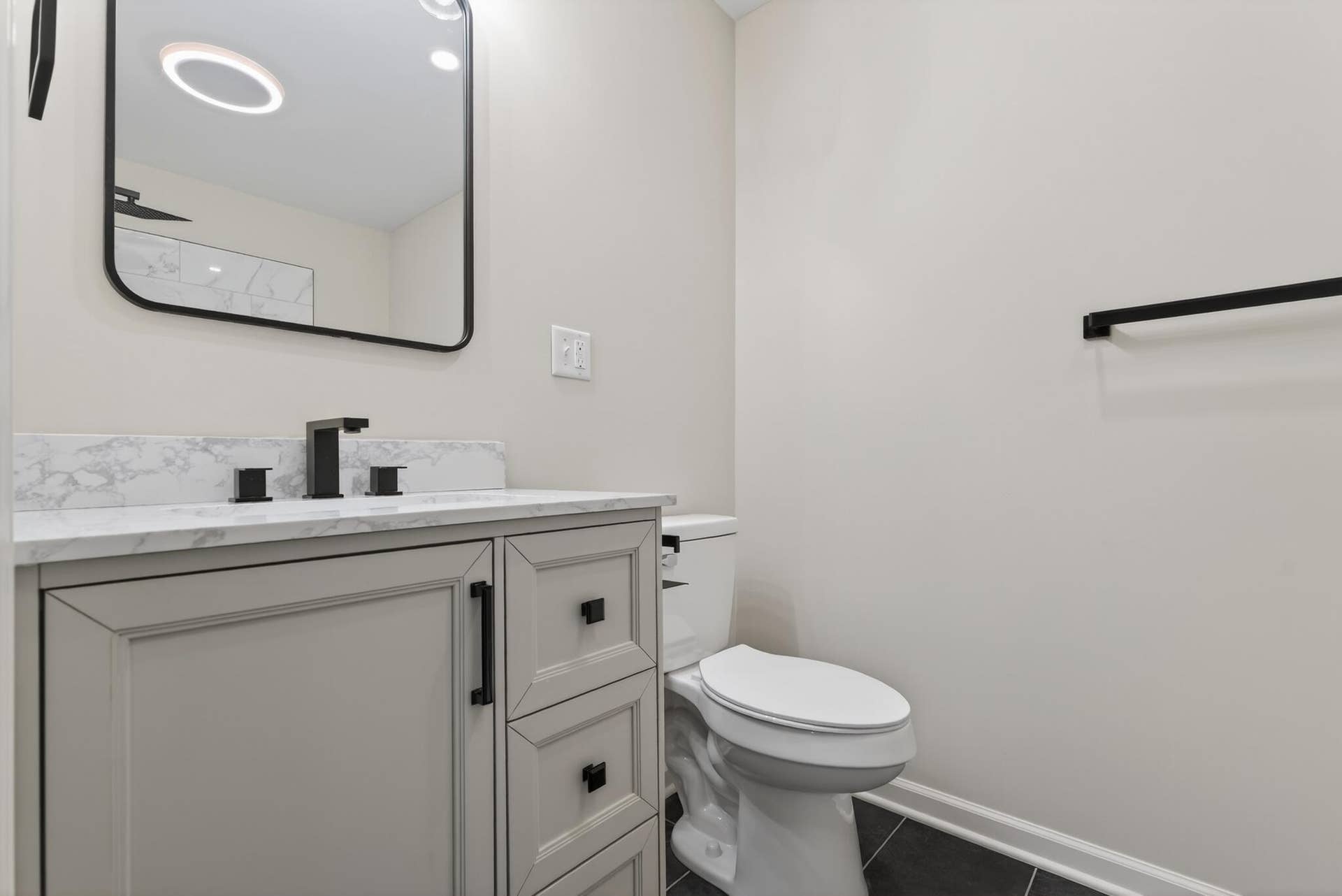 1404 Forest Park Avenue, Valparaiso, IN 46385 NV-1404-26