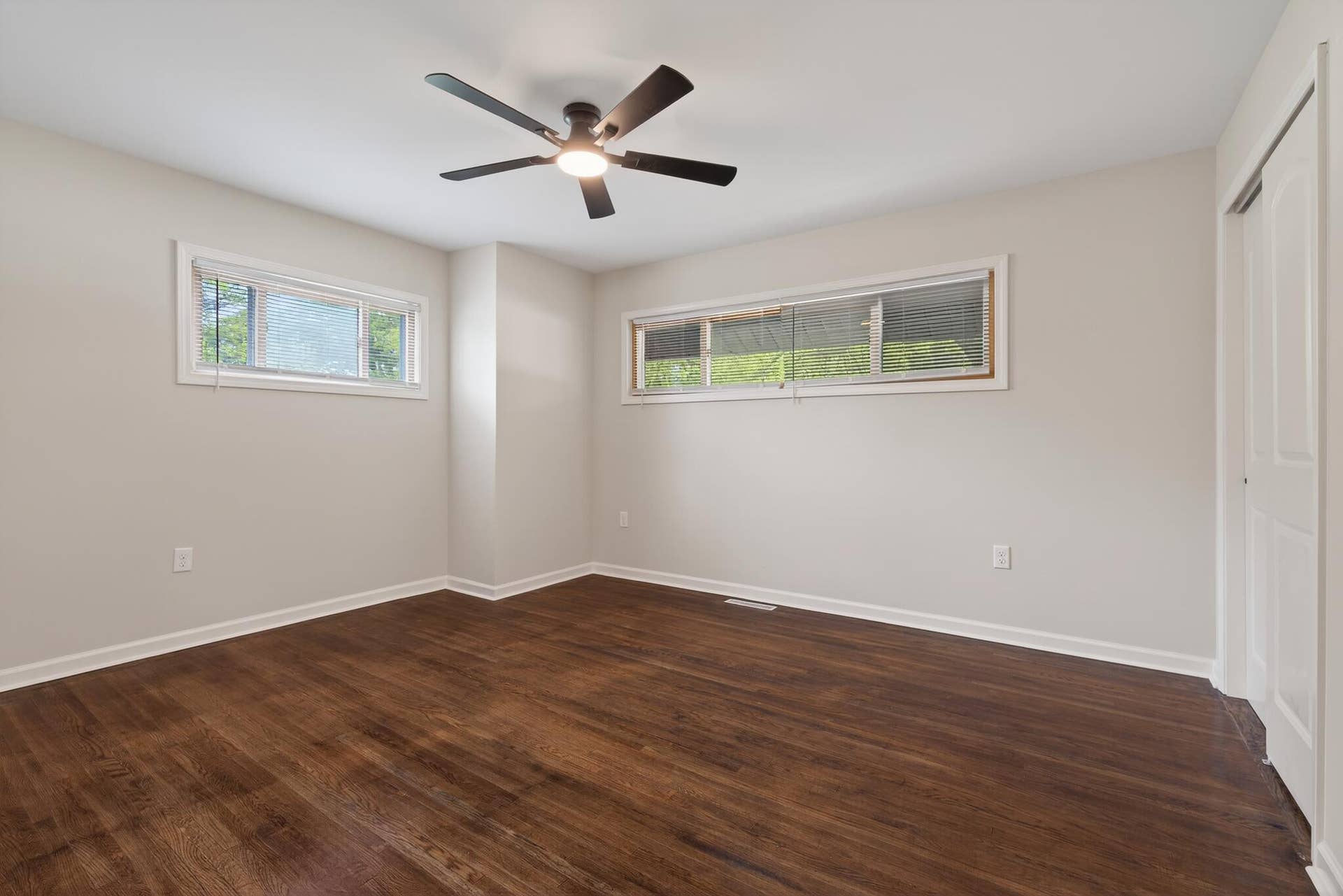 1404 Forest Park Avenue, Valparaiso, IN 46385 NV-1404-30