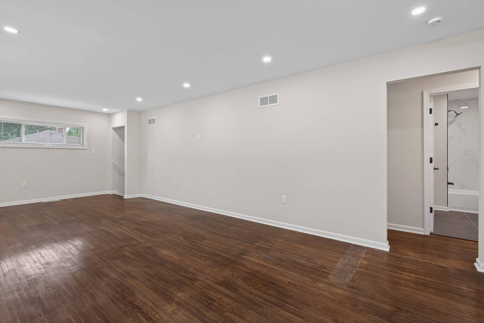 1404 Forest Park Avenue, Valparaiso, IN 46385 NV-1404-22