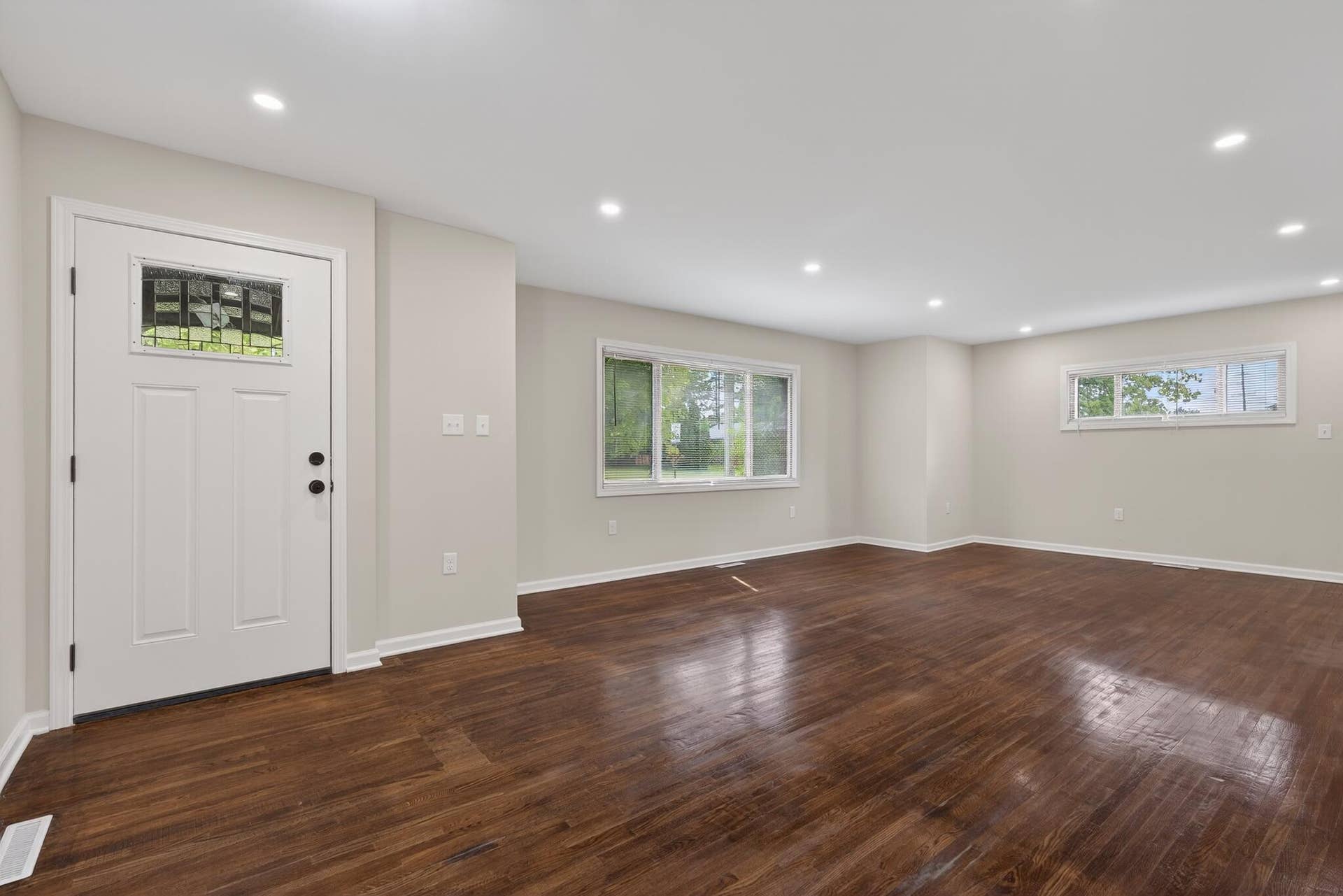 1404 Forest Park Avenue, Valparaiso, IN 46385 NV-1404-21
