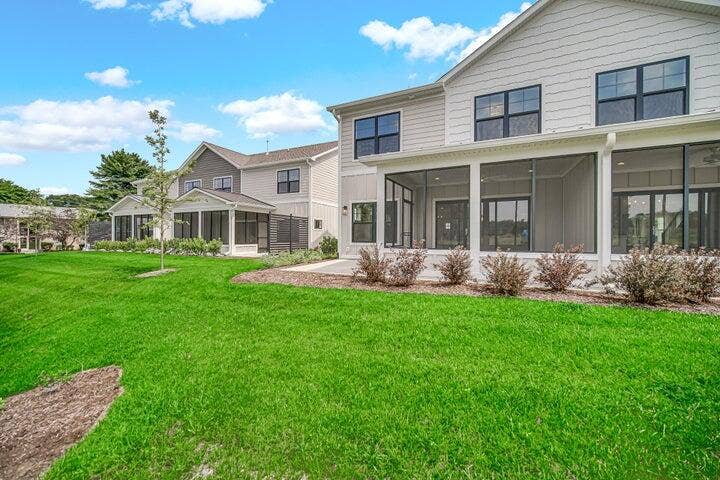 18 Moorebrooke - 22