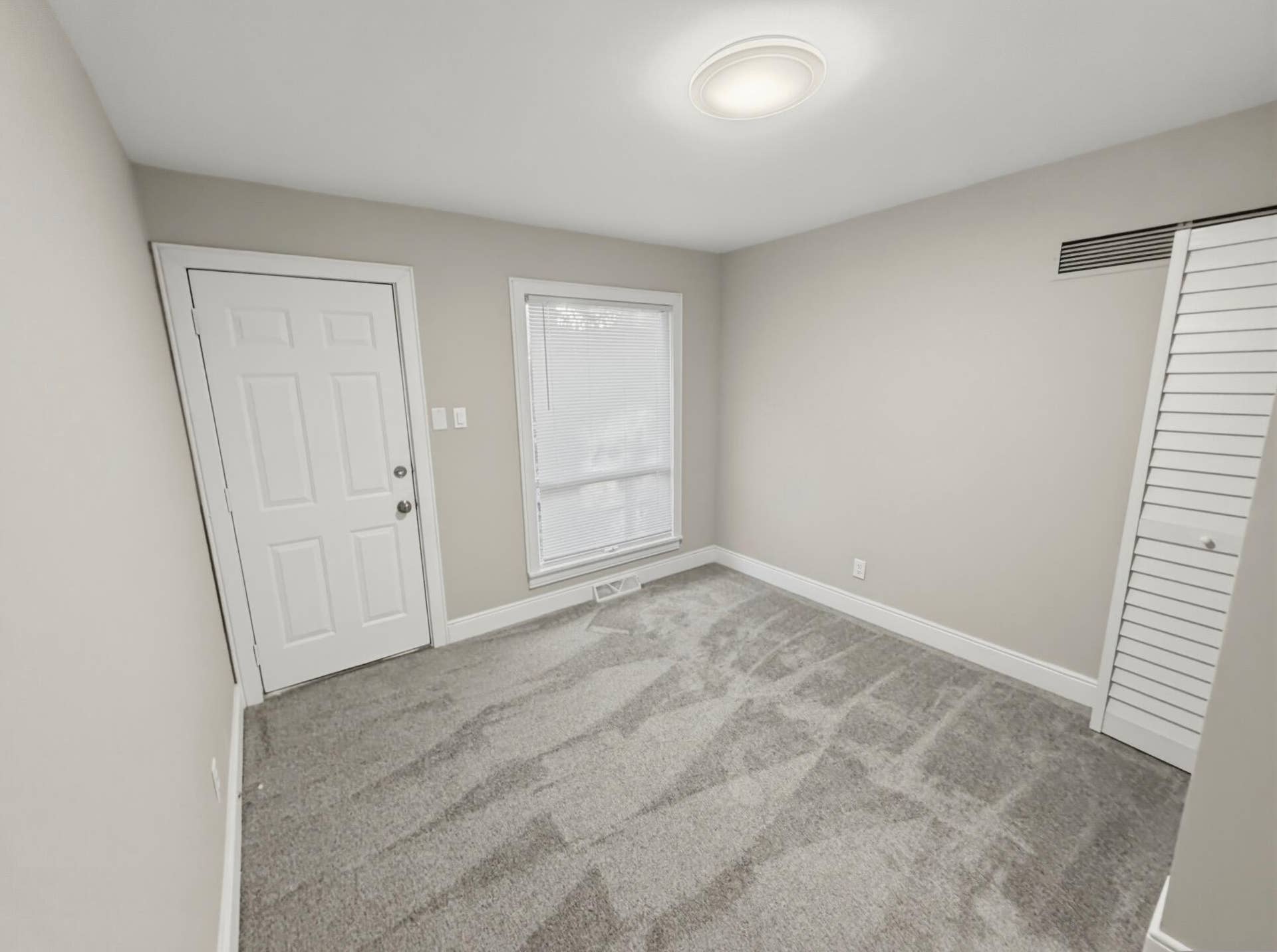 3930 Marshall Street, Gary, IN 46408 107F4BCD-12A5-46F2-9BA9-D9E82B9AD4F5Scre