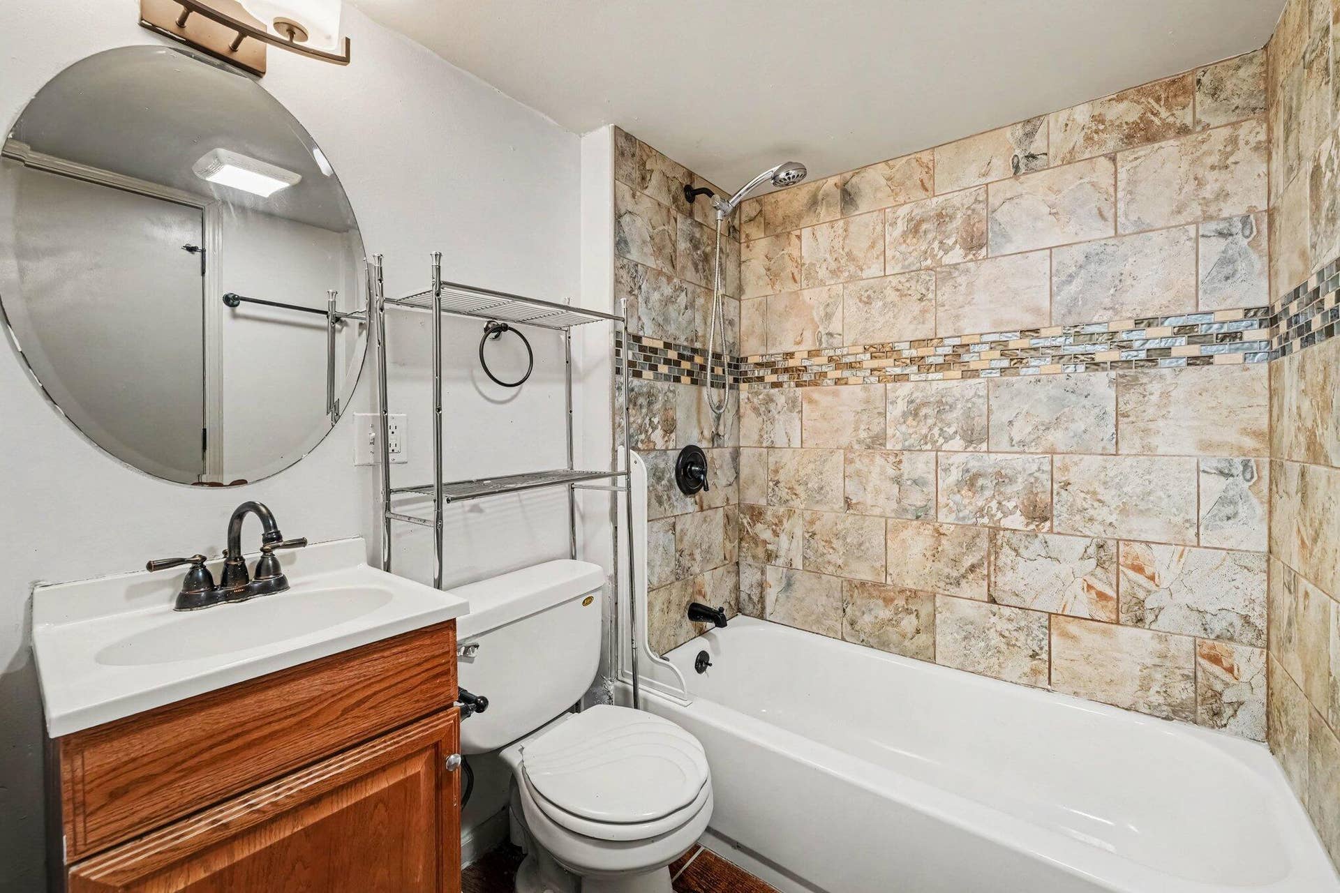 8235 Ellsworth Court, Merrillville, IN 46410 011_file_1043
